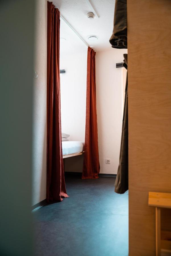 Bogentrakt Hostel Chur Bagian luar foto